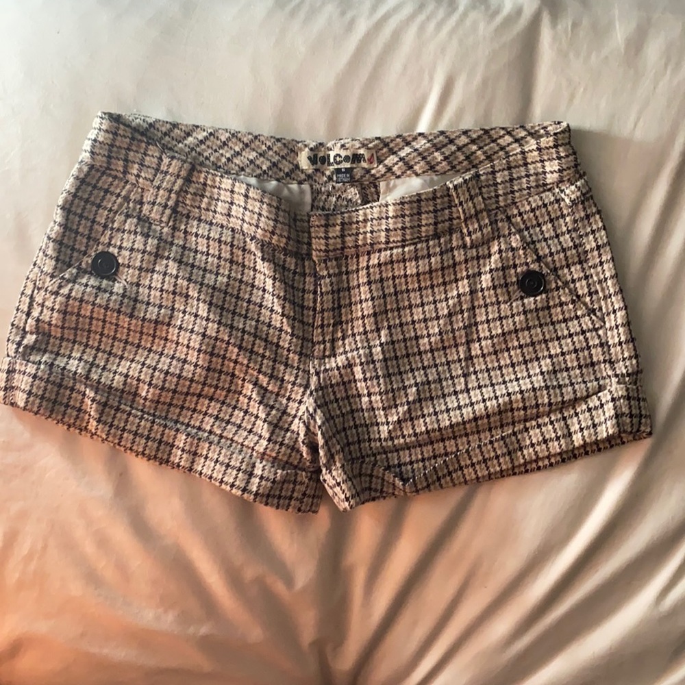 Volcom plaid shorts
